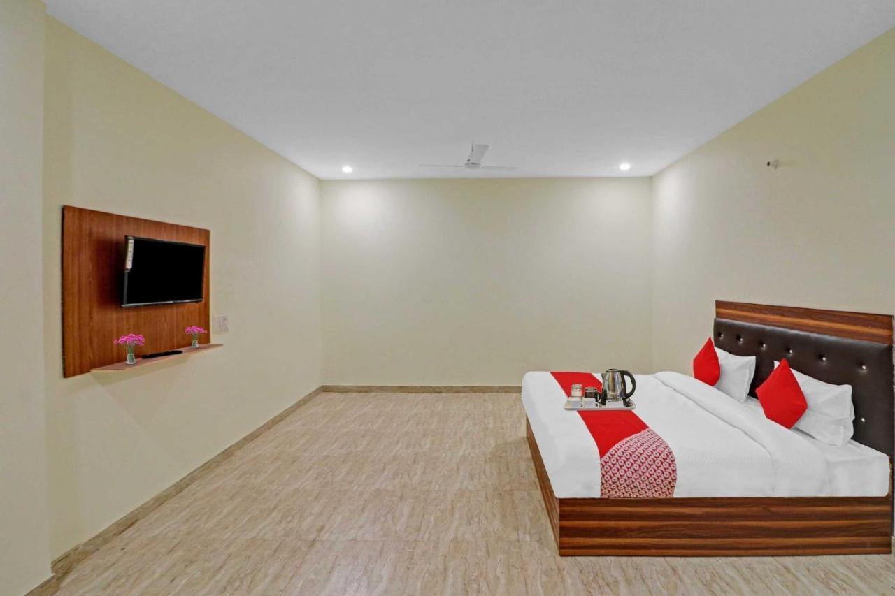 Hotel O Moonshine Near Mohan Estate Metro Station Νέο Δελχί Εξωτερικό φωτογραφία